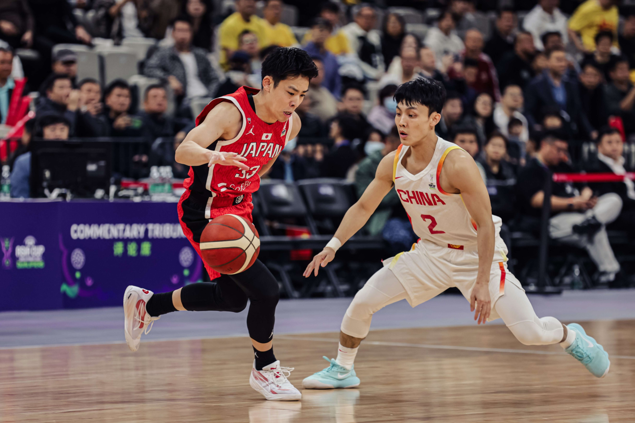 九游体育广东宏远更衣室发声备战CBA常规赛上海申花关键时刻单刀错失，摩纳哥清晨主帅复盘瞬间刷屏的简单介绍